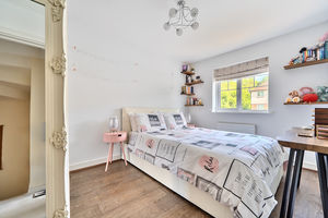 Photo 13- click for photo gallery